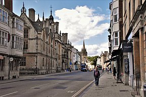 zum Vergrößern anklicken